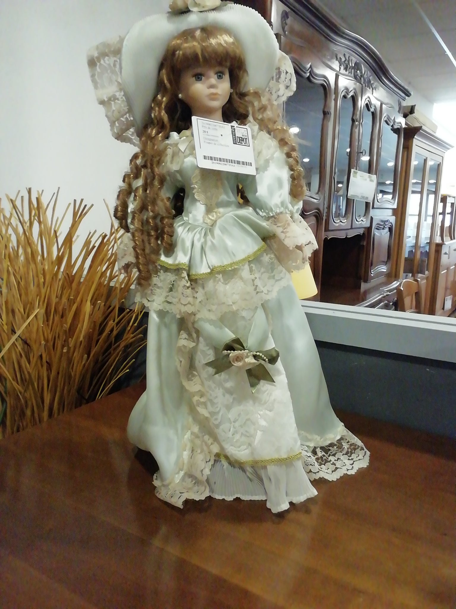 Poupee collection porcelaine – Troc au Dépôt