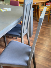 Charger l&#39;image dans la galerie, Lot de 4 chaises moderne teinte grise
